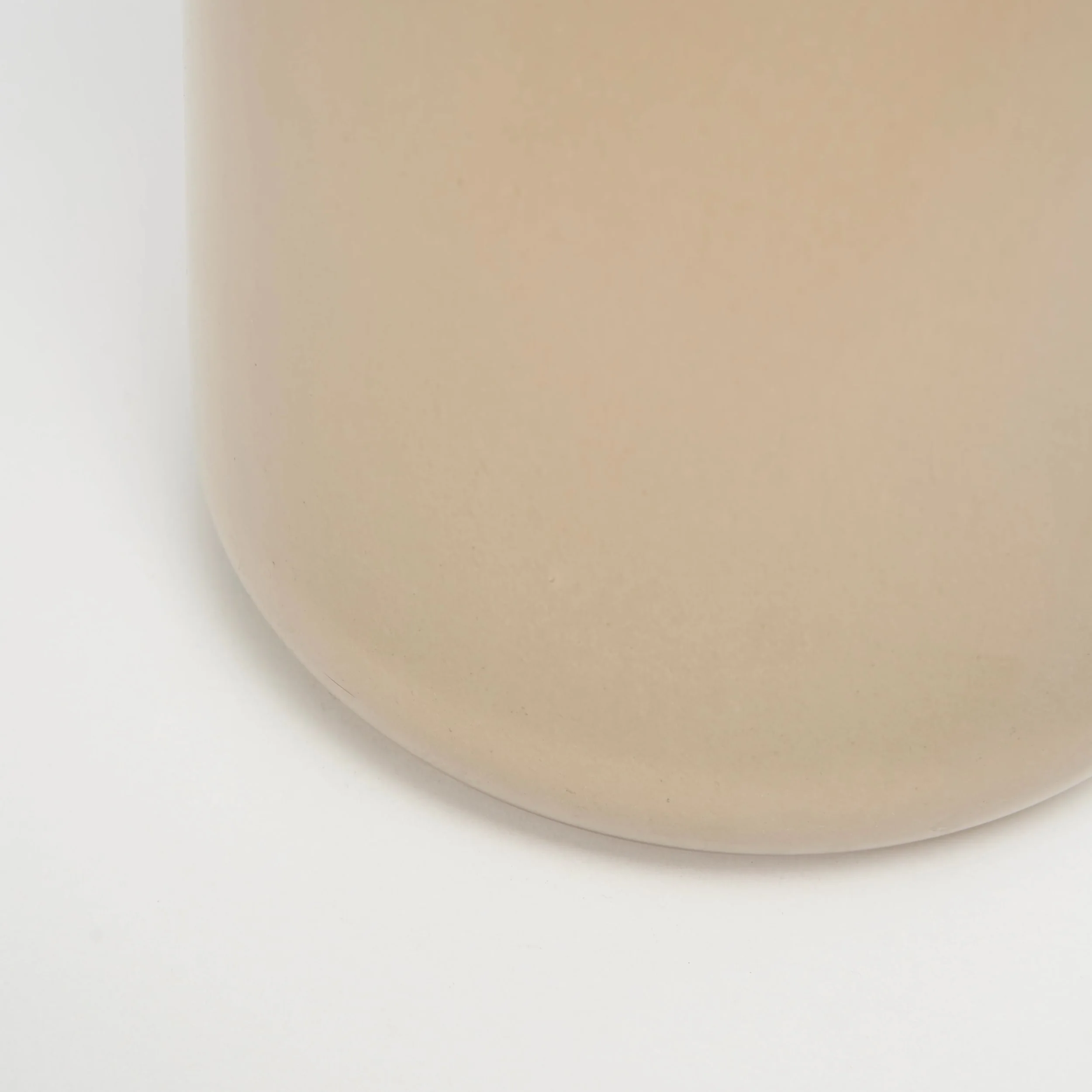 Medium Beige Glass Vase for all sizes - Image 3