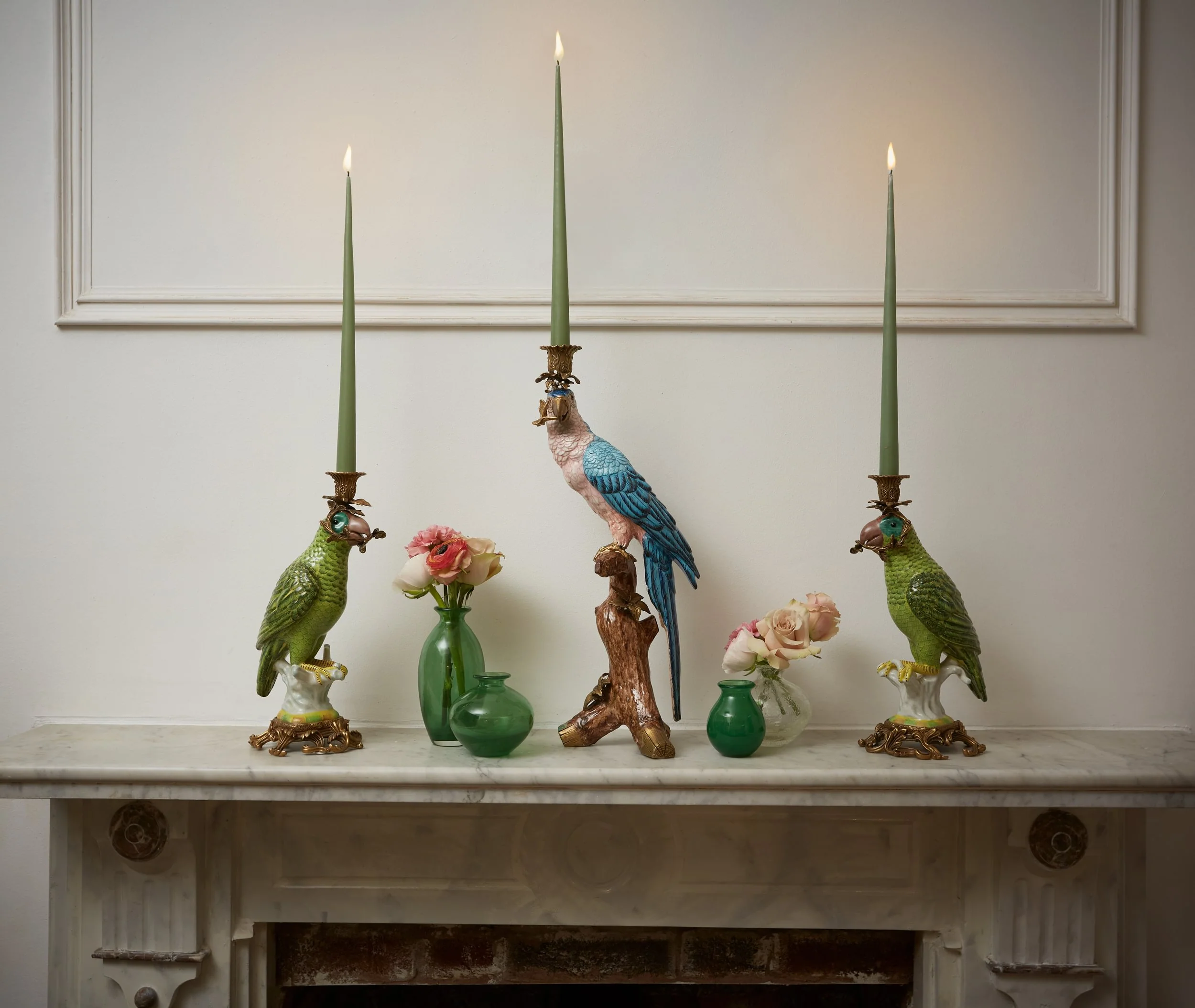 Small Wide Green Bud Vase for hire - 183 - Image 3